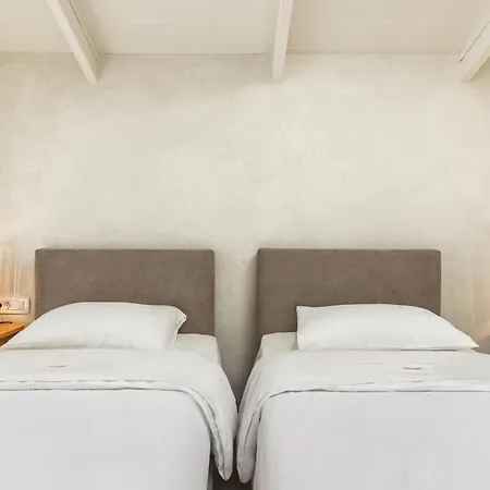 Ilyessa Cottages Méson Yerakaríon Room photo