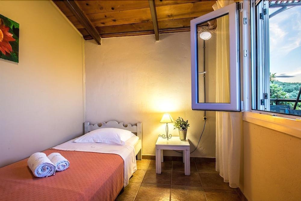 Country house Ilyessa Meson Yerakarion